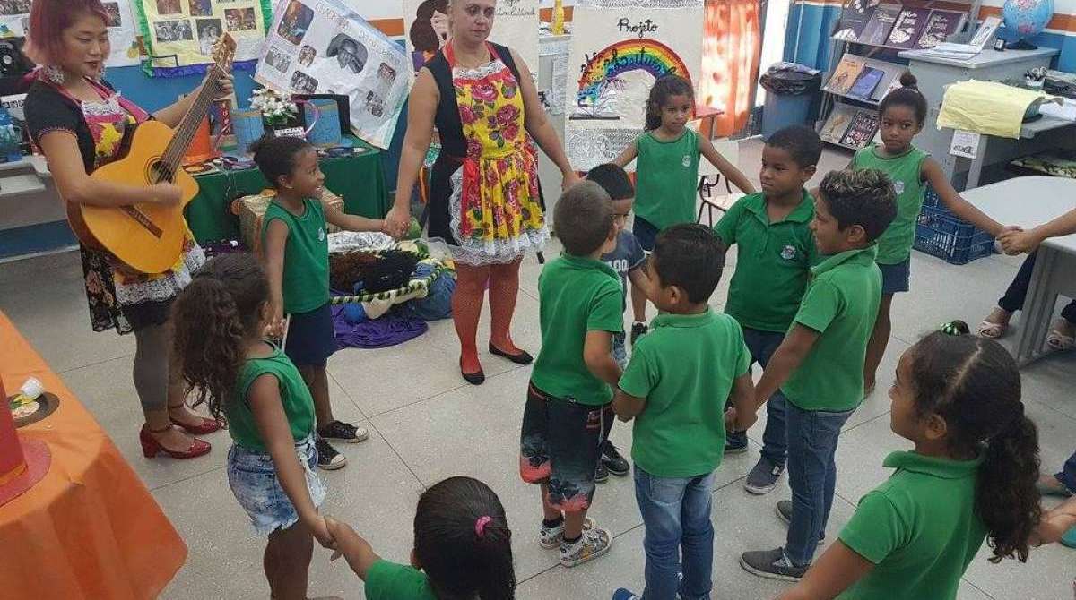 Biblioteca Comunitária em Itaguaí - DIVULGAÇÃO