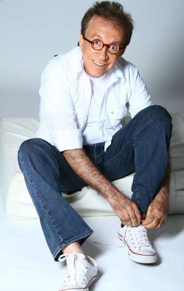 Moacyr Franco é ator, cantor, humorista e apresentador - Divulgação