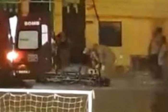 Bandidos atiraram em campo de futebol em Angra dos Reis