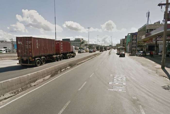 Roubo ocorreu na Avenida Brasil, na altura de Bonsucesso