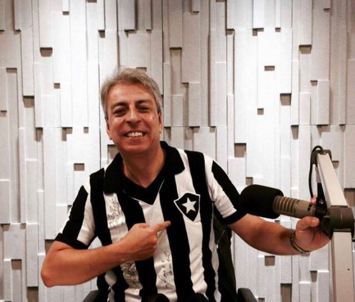 Colunista Clóvis Monteiro receberá homenagem do Botafogo - Divulgação