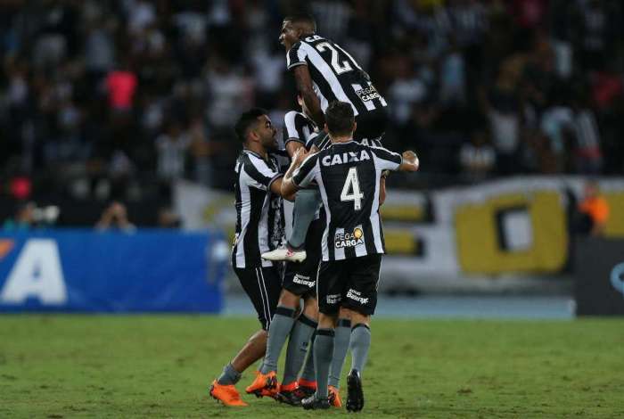 Botafogo x Gremio pelo Campeonato Brasileiro no Estadio Nilton Santos. 28 de Abril de 2018, Rio de Janeiro, RJ, Brasil. Foto: Vitor Silva/SSPress/Botafogo.