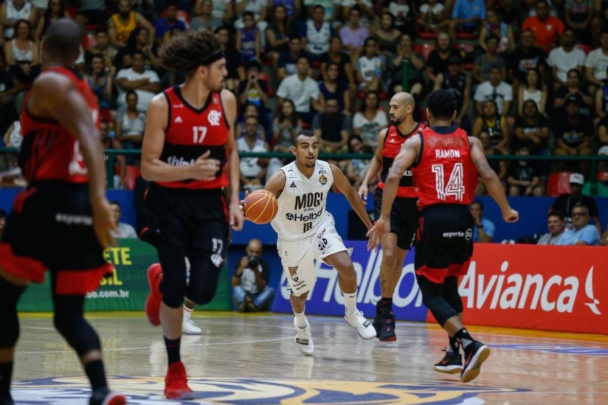 Flamengo foi derrotado pelo Mogi no primeiro jogo da semifinal do NBB - Marcelo Zambrana/LNB