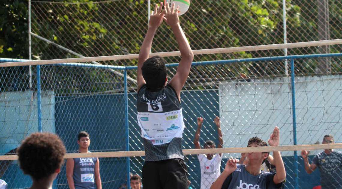 28/04/2018 - Caderno Baixada. Jogos da Baixada. Volei Masculino sub 14.Foto: Fernanda Dias / Ag�ncia O Dia.