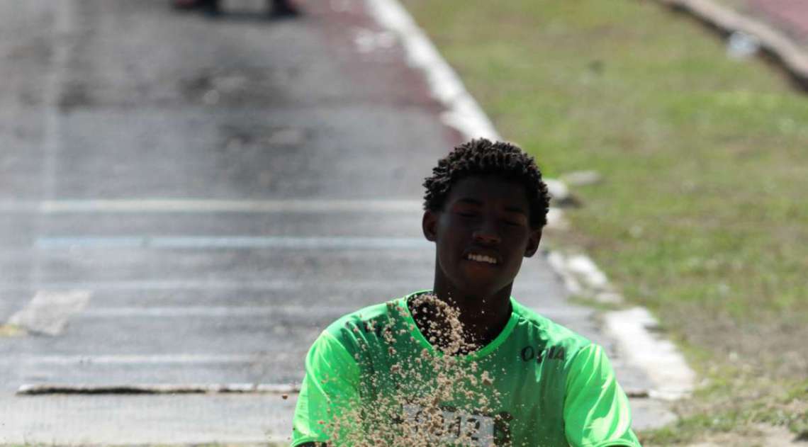 28/04/2018 - Caderno Baixada. Jogos da Baixada. Atletismo.Foto: Fernanda Dias / Ag�ncia O Dia.