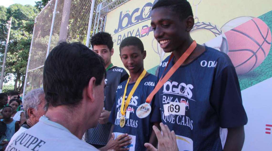 28/04/2018 - Caderno Baixada. Jogos da Baixada. Premia��o Atletismo. Foto: Fernanda Dias / Ag�ncia O Dia.