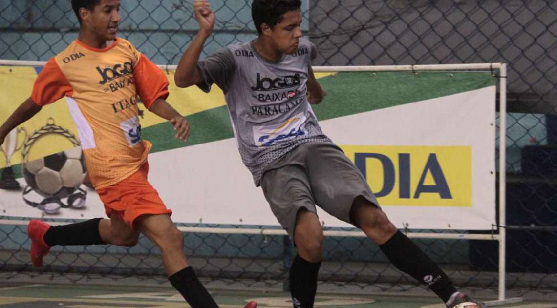 29/04/2018 - Caderno Baixada. Jogos da Baixada. Final Fustal Masculino. Paracambi e Itagua�. Equipe vencedora Itagua�. Foto: Fernanda Dias / Ag�ncia O Dia.