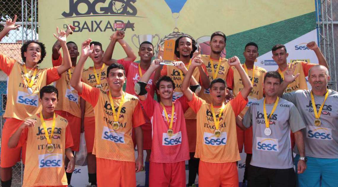 29/04/2018 - Caderno Baixada. Jogos da Baixada. Final Fustal Masculino. Paracambi e Itagua�. Equipe vencedora Itagua�. Foto: Fernanda Dias / Ag�ncia O Dia.