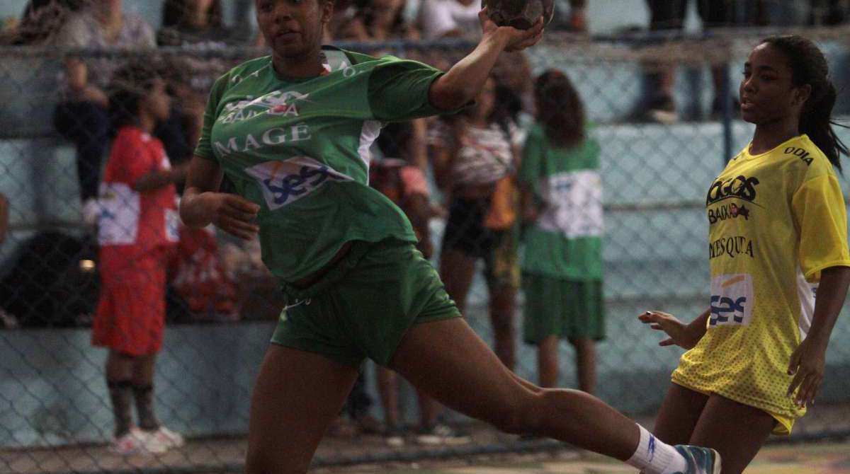 28/04/2018 - Caderno Baixada. Jogos da Baixada. Handbol feminino sub 17. Foto: Fernanda Dias / Agência O Dia.