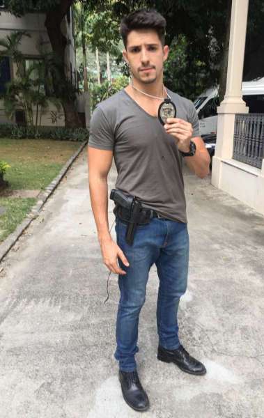 Igor Cosso, o policial Dudu Poeira em 'Apocalipse', da Record TV