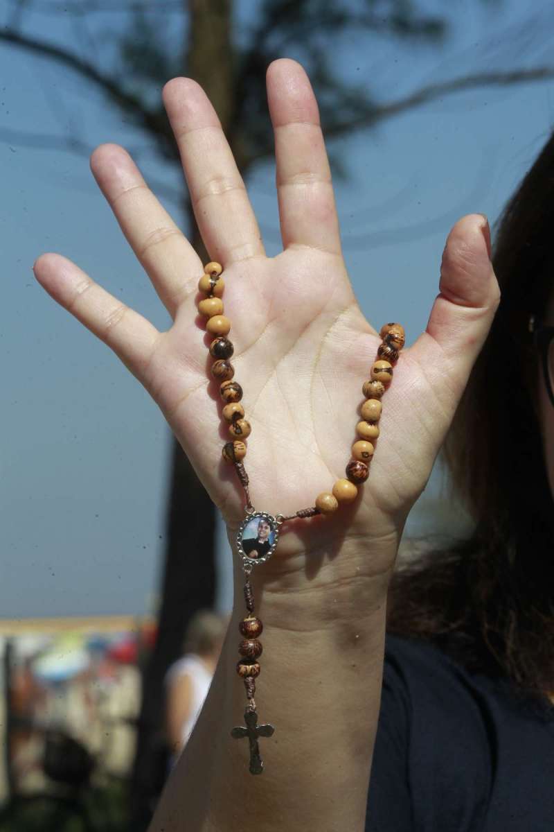 Missa em homenagem ao m&eacute;dico surfista , Guido Schaffer , mission&aacute;rio da Igreja Cat&oacute;lica que poder&aacute; ser canonizado como Santo pela Igreja Cat&oacute;lica. 