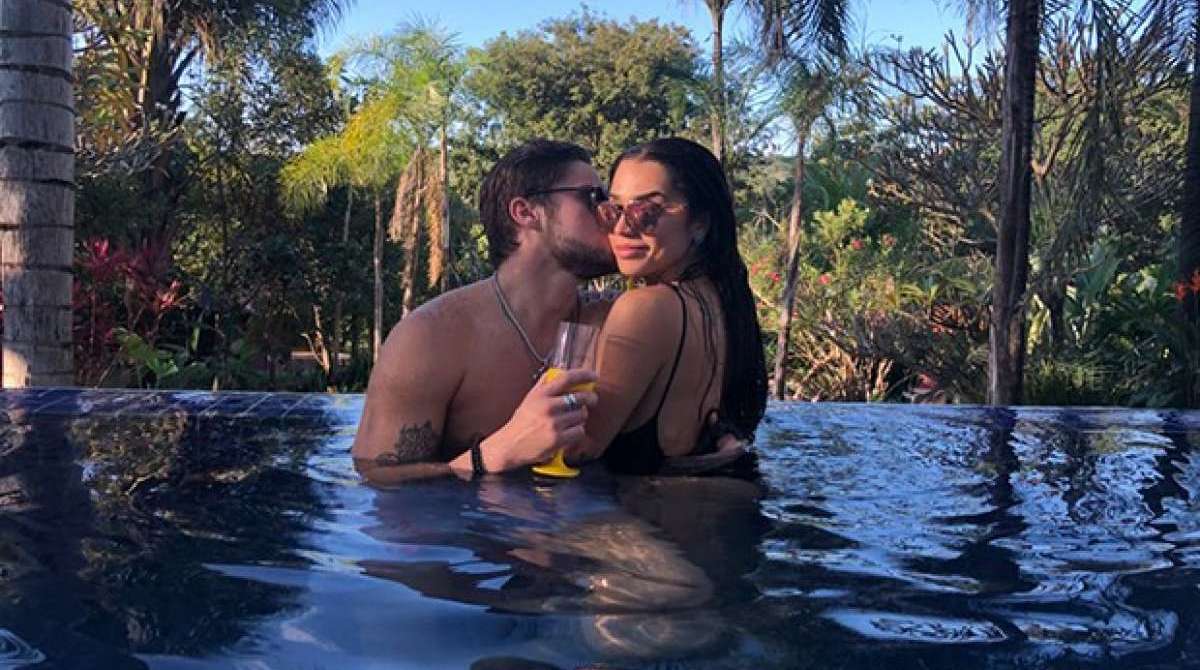 Breno e Paula curtem feriado em clima de romance no interior de Goiás - Foto: Fred Pontes / Divulgação