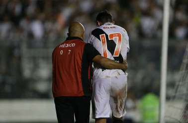 Atacante ex-Vasco acerta com clube da Série C