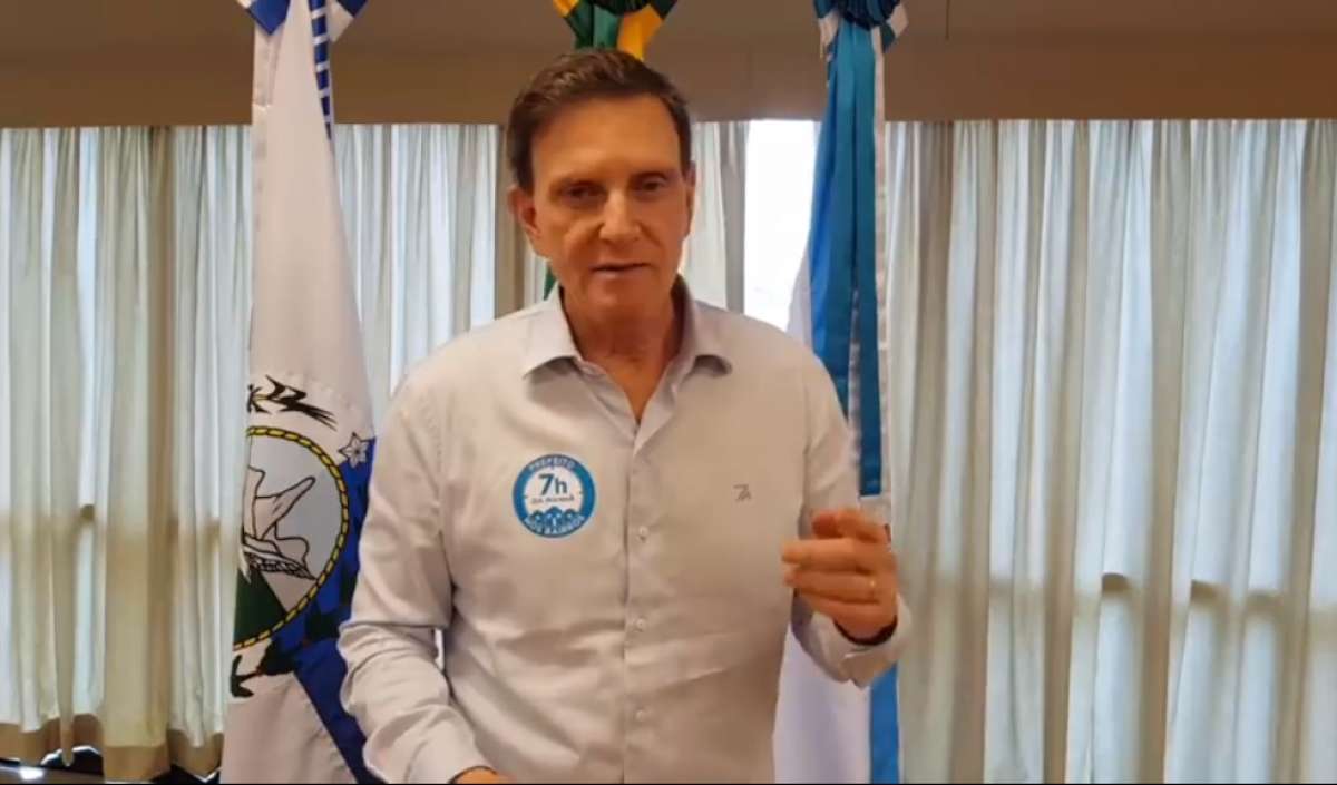 Em vídeo em uma rede social, o prefeito também garantiu que os funcionários das OSs irão receber os salários de abril nesta quinta-feira
 - Reprodução/ Facebook