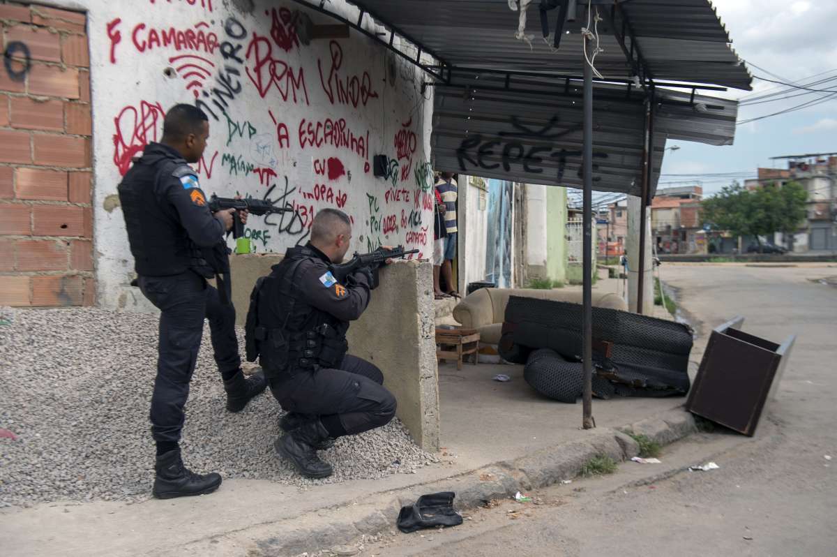 Bope realiza operação na Cidade de Deus nesta segunda-feira - AFP PHOTO / MAURO PIMENTEL