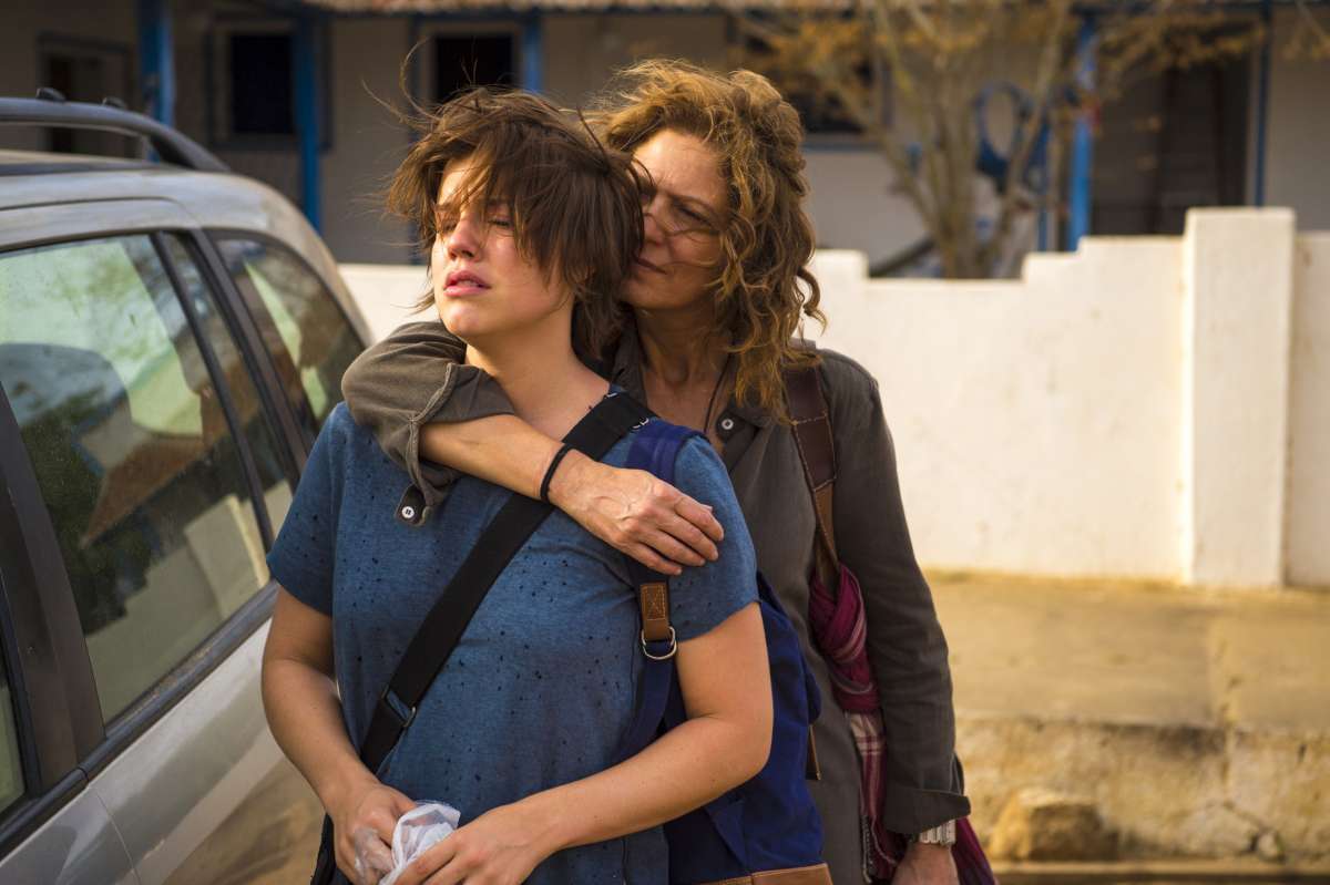 Maria (Alice Wegmann)