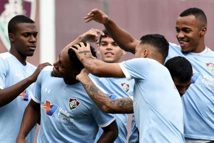 Fluminense treinou no campo das Laranjeiras