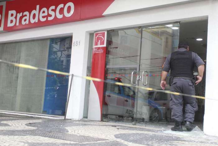 Banco Bradesco foi novamente alvo de bandidos