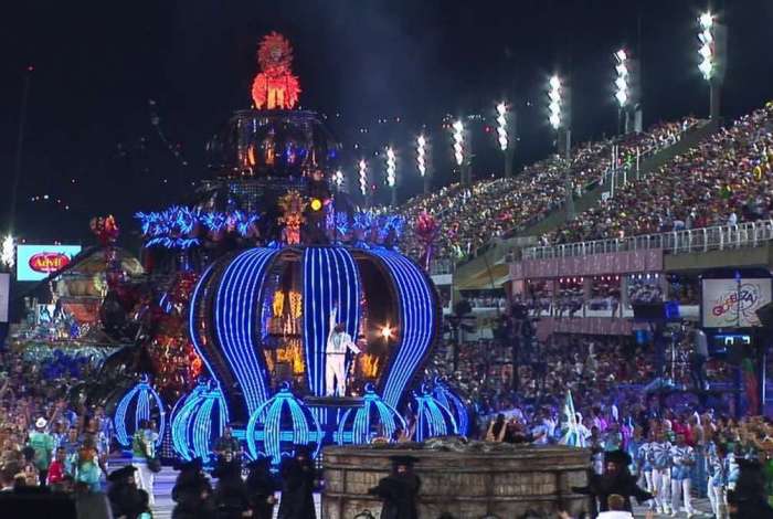 A Unidos de Vila Isabel ter� como enredo do Carnaval 2019 a cidade de Petr�polis