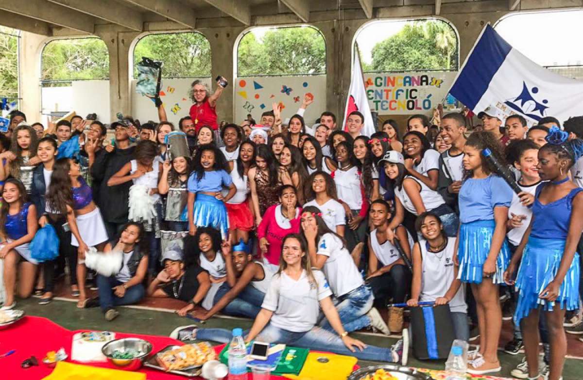 Campos realiza Gincana Cinetífico-tecnológica