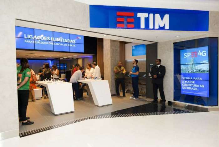 Novo modelo de loja digital da TIM � inaugurado nos shoppings Leblon e da G�vea