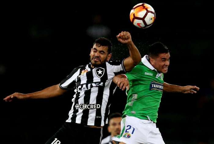 Botafogo empatou e se classificou na Sul-Americana