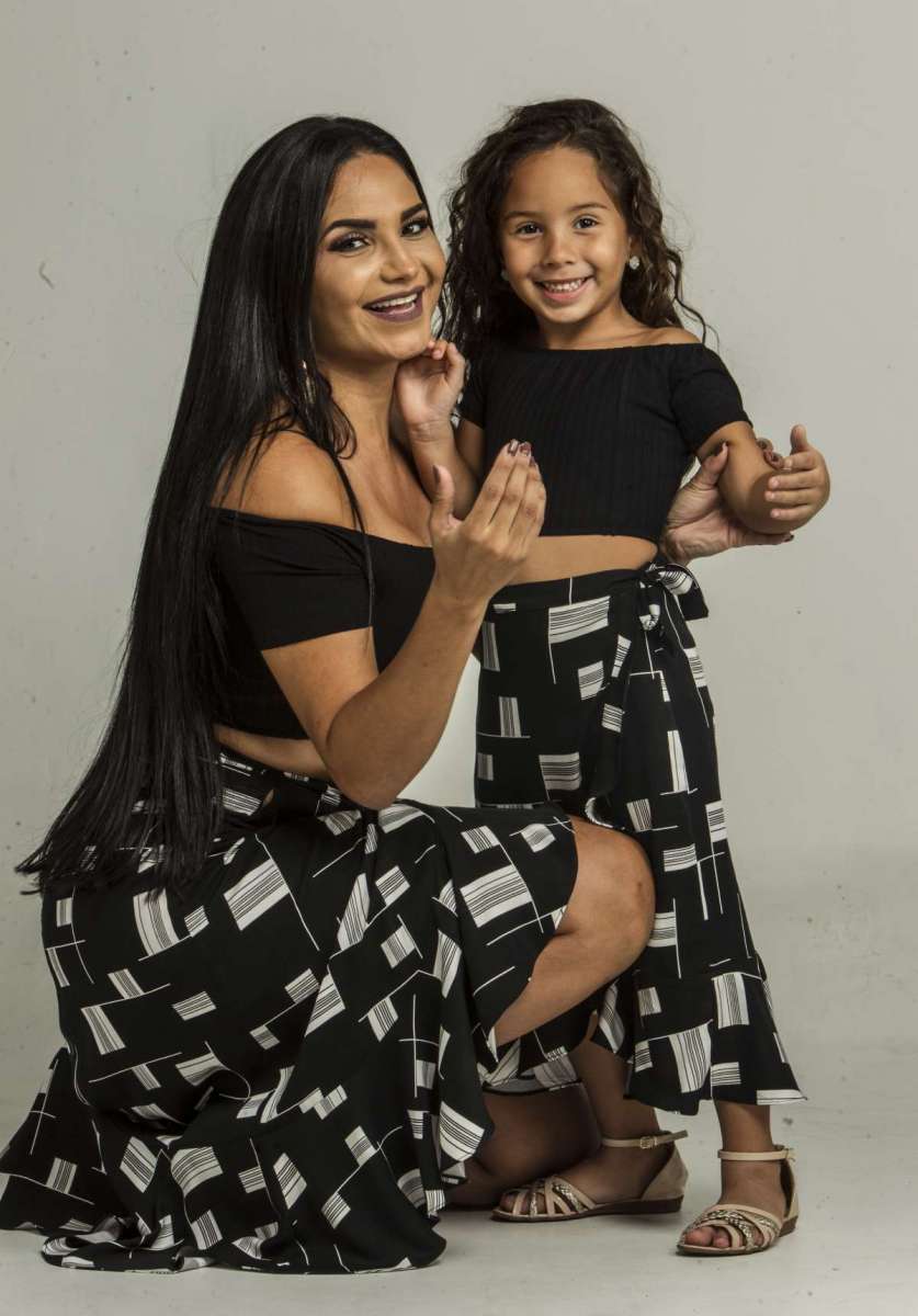 roupas iguais para mae e filha