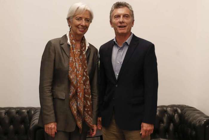 A diretora-gerente do FMI, Christine Lagarde, e o presidente argentino, Mauricio Macri, em Buenos Aires