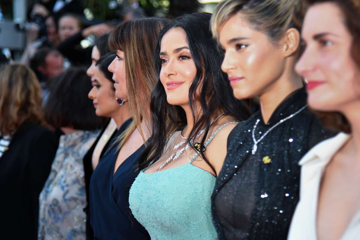 Atrizes protestam por igualdade de salário em Cannes - AFP PHOTO / Alberto PIZZOL