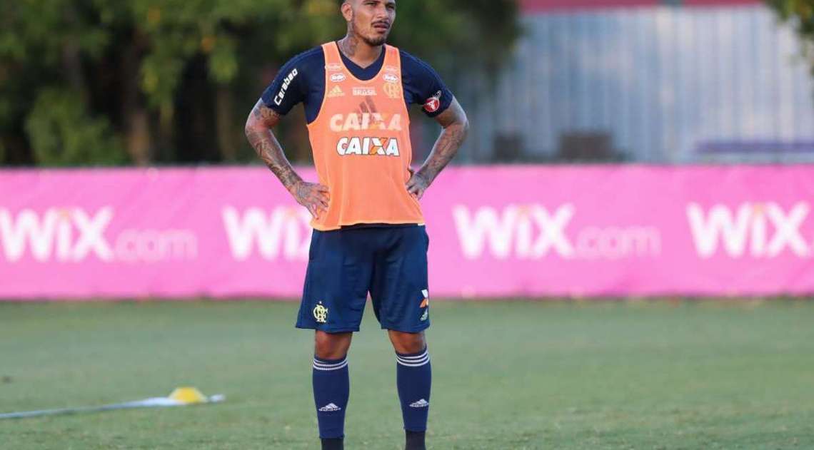 Paolo Guerrero está fora da Copa