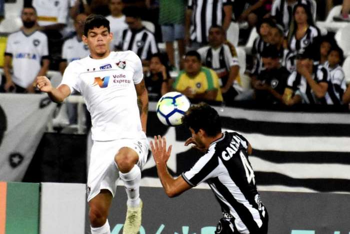 Rio de Janeiro, RJ - Brasil - 14/05/2018 - Engenh�o - Aurton Lucas
Campeonato Brasileiro. 5� Rodada. Jogo Fluminense x Botafogo. 
FOTO DE MAILSON SANTANA/FLUMINENSE FC



IMPORTANTE: Imagem destinada a uso institucional e divulga��o, seu uso comercial est� vetado incondicionalmente por seu autor e o Fluminense Football Club

IMPORTANT: Image intended for institutional use and distribution. Commercial use is prohibited unconditionally by its author and Fluminense Football Club

IMPORTANTE: Im�gen para uso solamente institucional y distribuici�n. El uso comercial es prohibido por su autor y por el Fluminense Football Club. �s mandat�rio mencionar el nombre del autor ao usar el im�gen.