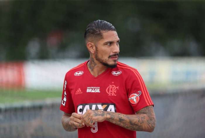 Paolo Guerrero está fora da Copa