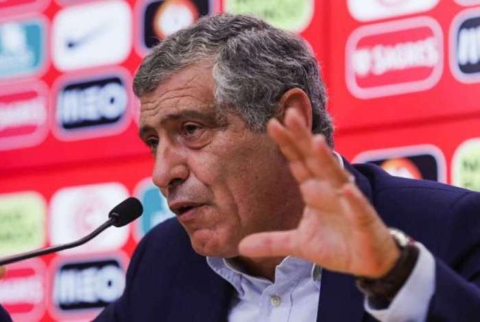 Técnico de Portugal, Fernando Santos, divulga lista de convocados para Mundial