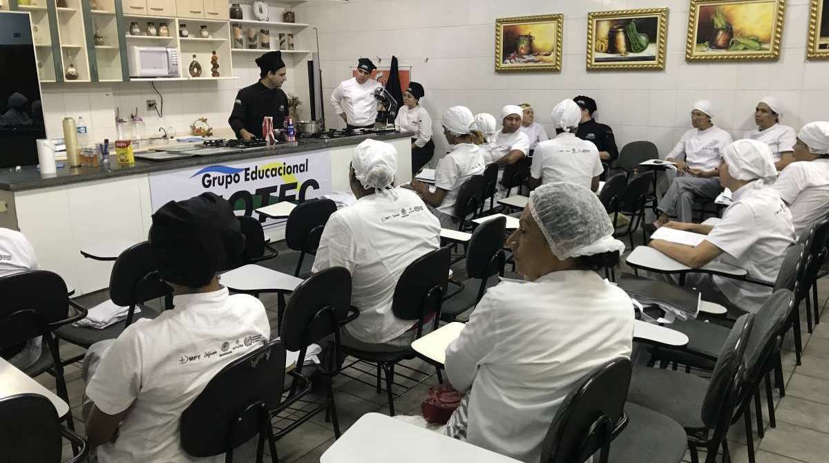 Projeto da ONU garante emprego para transexuais