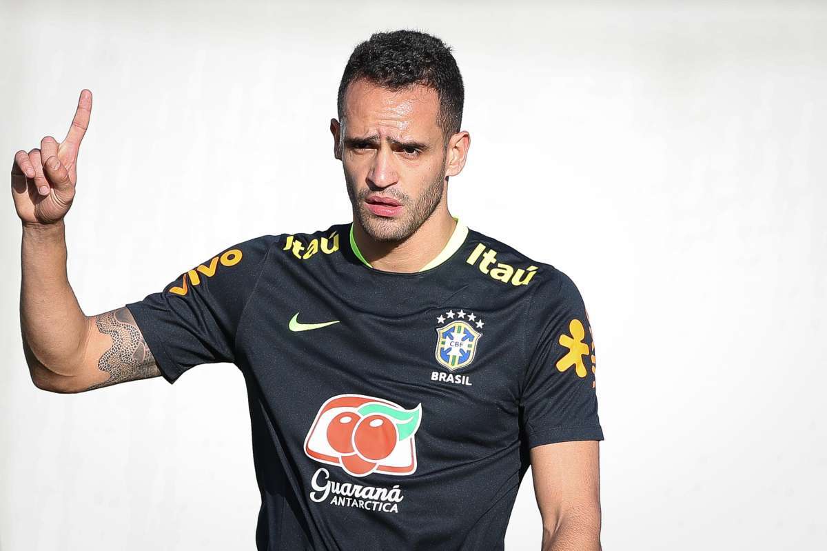 VAI JOGAR? Renato Augusto pode jogar contra o São Paulo