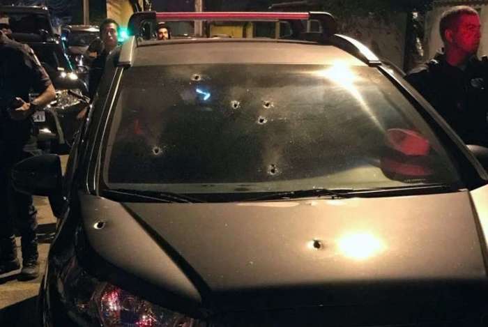 Carro onde estava delegado foi atingido por v�rios disparos