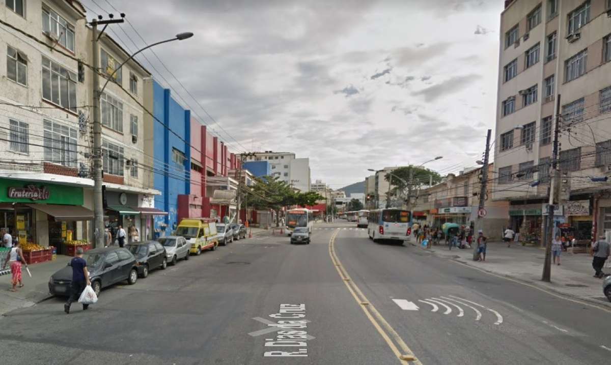 Criminoso foi detido na Rua Dias da Cruz, no Méier - Reprodução