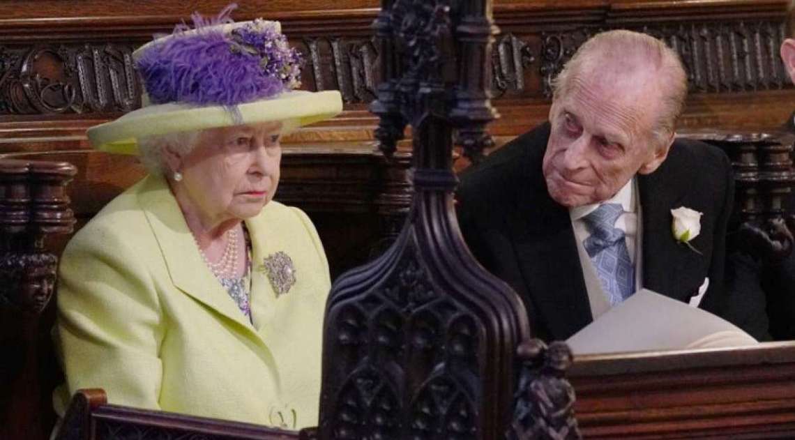 Rainha Elizabeth II e o prncipe Philip, duque de Edinburgh