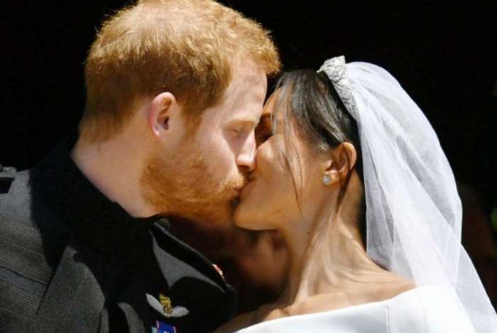 Casamento entre príncipe Harry e Meghan Markle marcou uma quebra de tradições na família real britânica - AFP