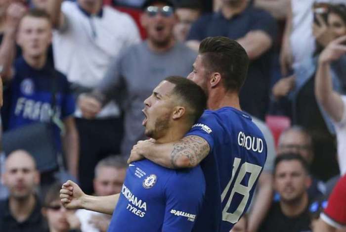 Hazard fez o gol da vit�ria do Chelsea no cl�ssico