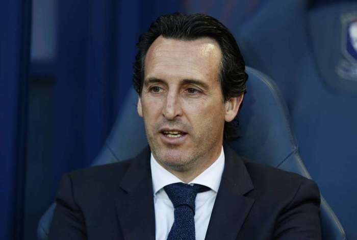 Paris Saint-Germain's Spanish headcoach Unai Emery reacts during the French L1 football match between Caen (SMC) and Paris (PSG) on May 19, 2018, at the Michel d'Ornano stadium, in Caen, northwestern France. / AFP PHOTO / CHARLY TRIBALLEAU