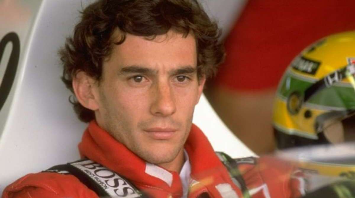O dia 21 de mar&ccedil;o &eacute; um dos mais importantes para os f&atilde;s de Ayrton Senna, pois marca a data em que o piloto brasileiro faria anivers&aacute;rio
