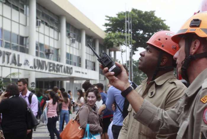 Princípio de Incêndio no Hospital Universitário do Fundão 