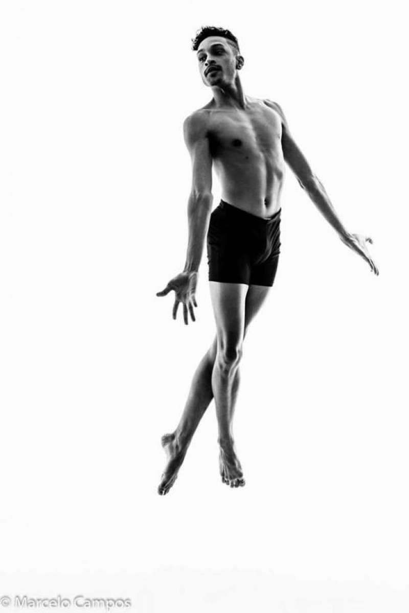 Ariel Corrêa - Bailarino