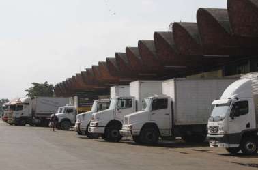 Frete tem nova queda em abril com leve recuo de 0,14%, mostra IFR