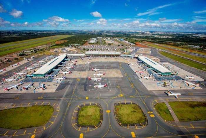 A Inframerica, concession�ria que administra o Aeroporto de Bras�lia, comunicou que a querosene de avia��o no local era insuficiente para a manuten��o regular das opera��es