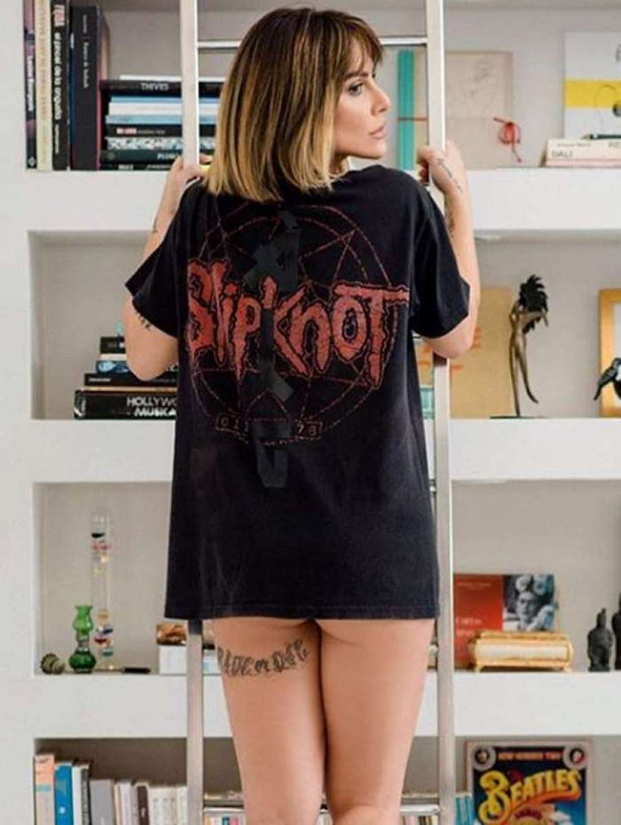 Cleo Pires sensualiza e rebate crítica de seguidora - Reprodução Internet