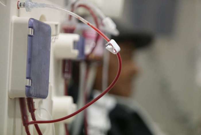 Doentes renais precisam sair de casa para se submeter às transfusões
