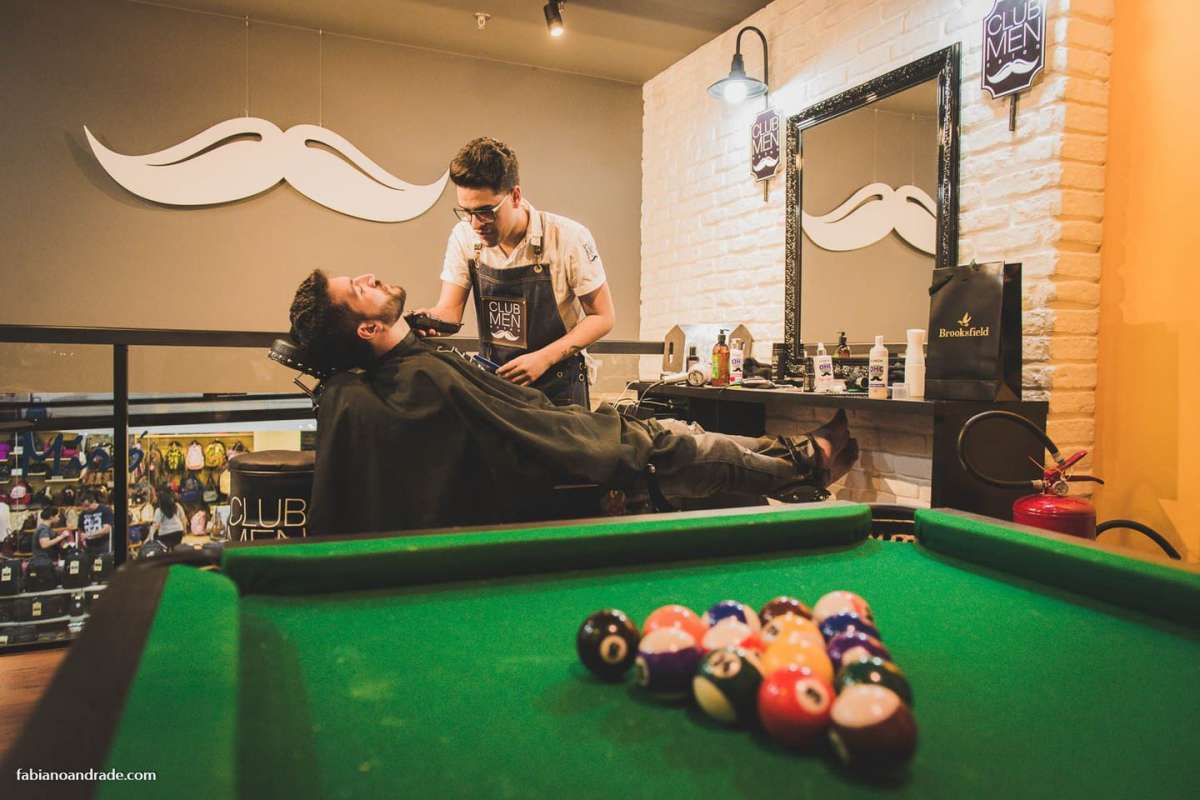 Club Men Salon, na Vila Valqueire