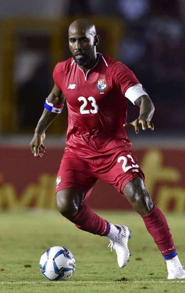 Baloy, zagueiro da seleção do Panamá - AFP PHOTO / RODRIGO ARANGUA